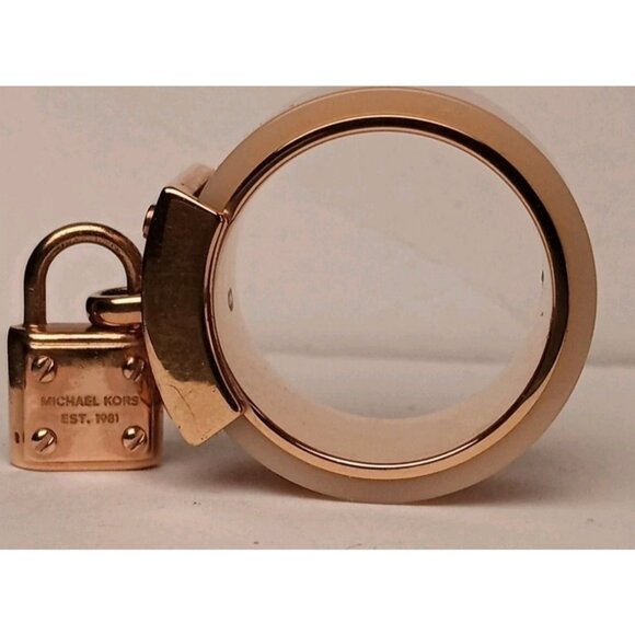 MICHAEL KORS Signed Size6 Padlock Crystal Ring Cityscape Hardware Rose Gold Tone - Picture 4 of 12